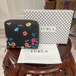 Pre-Loved Furla Black Floral Saffiano Leather Zip Around Wallet